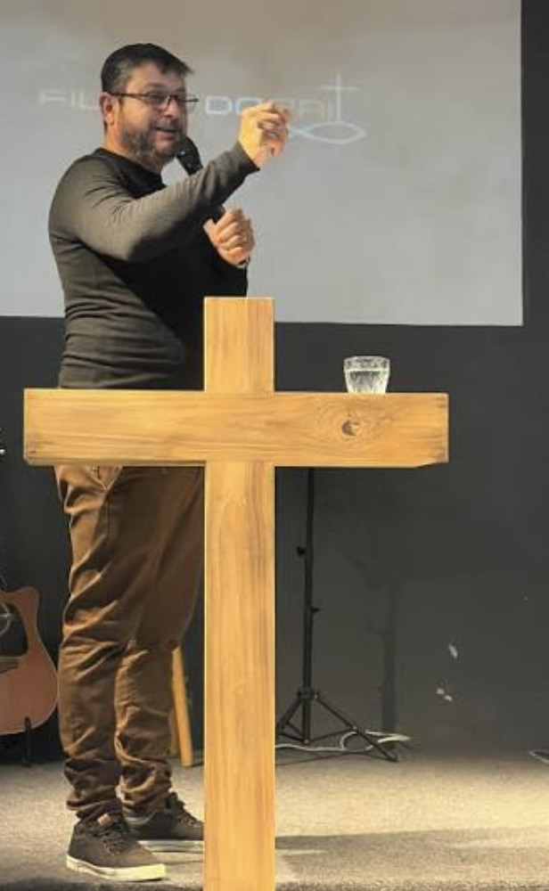 Pr. Fábio — liderança da Filhos do Pai